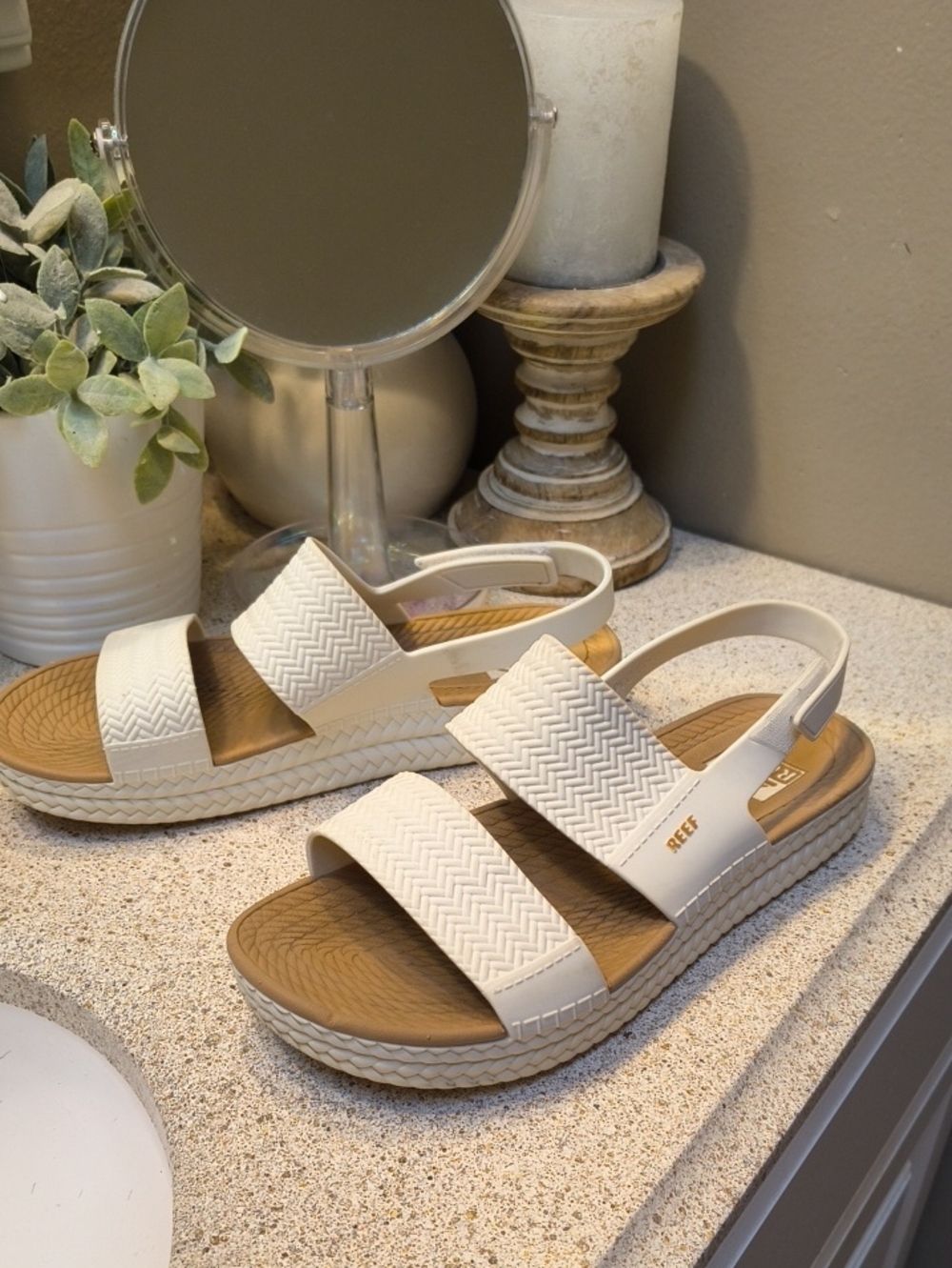 Reef Women’s Off White Dual-Strap Slingback Sandals - Picture 10 of 14